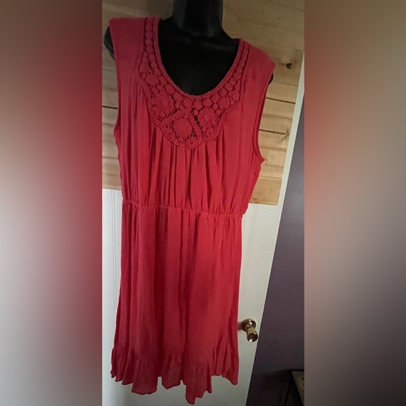 Coral colored sleeveless dress - Picture 1 of 3